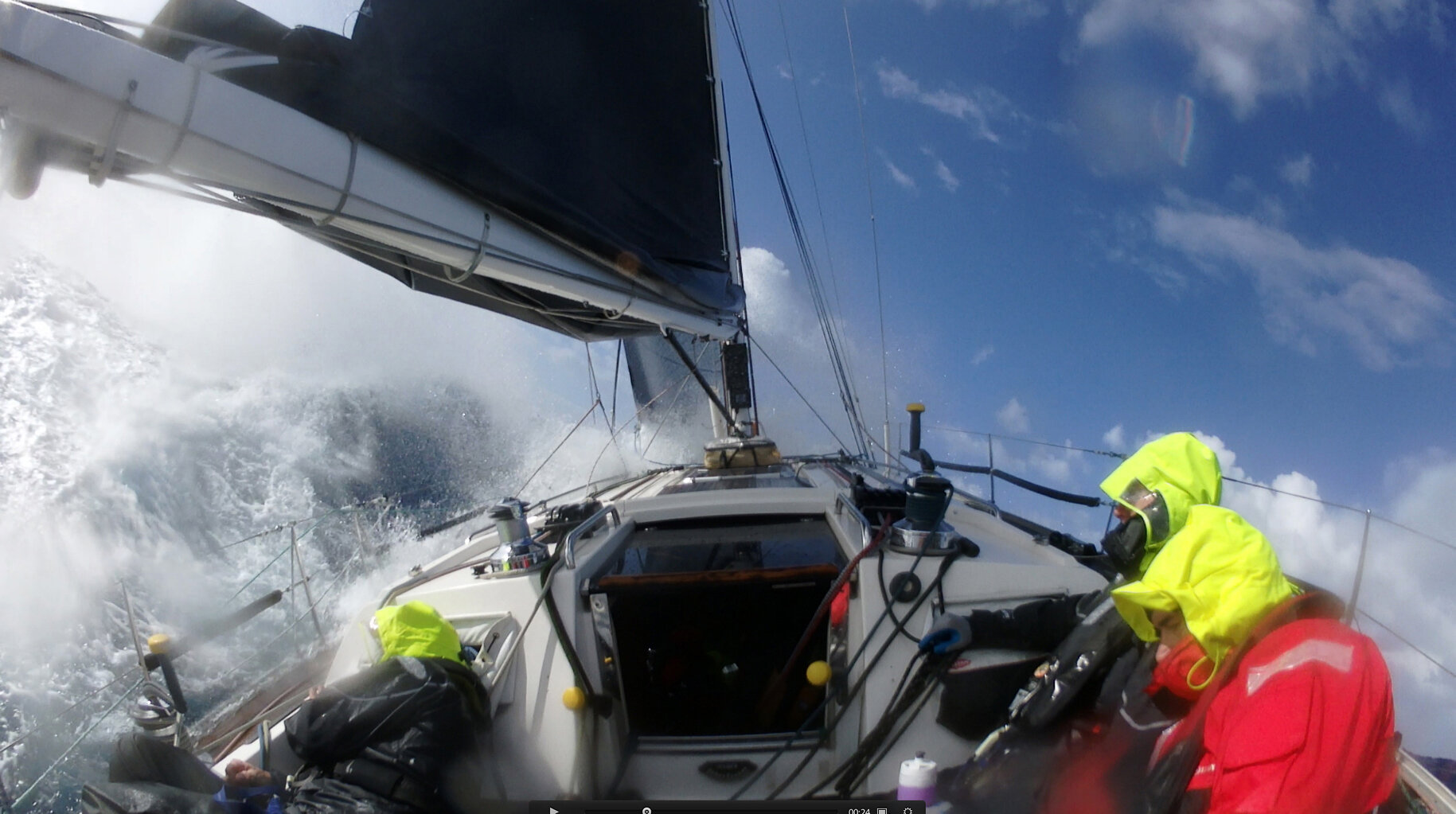 TRIPLE LINDY bashing upwind in the 2017 Middle Sea Race.