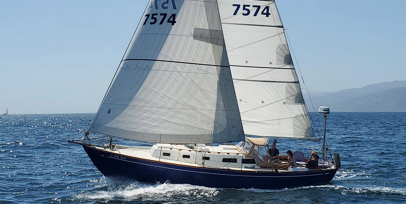 Thomas Lehtonen’s venerable Cal 36 RUNAWAY finished second in Doublehanded Cruising Class A. Her roller furling Genoa is X-Drive Endure and her fully-battened main is Dacron.