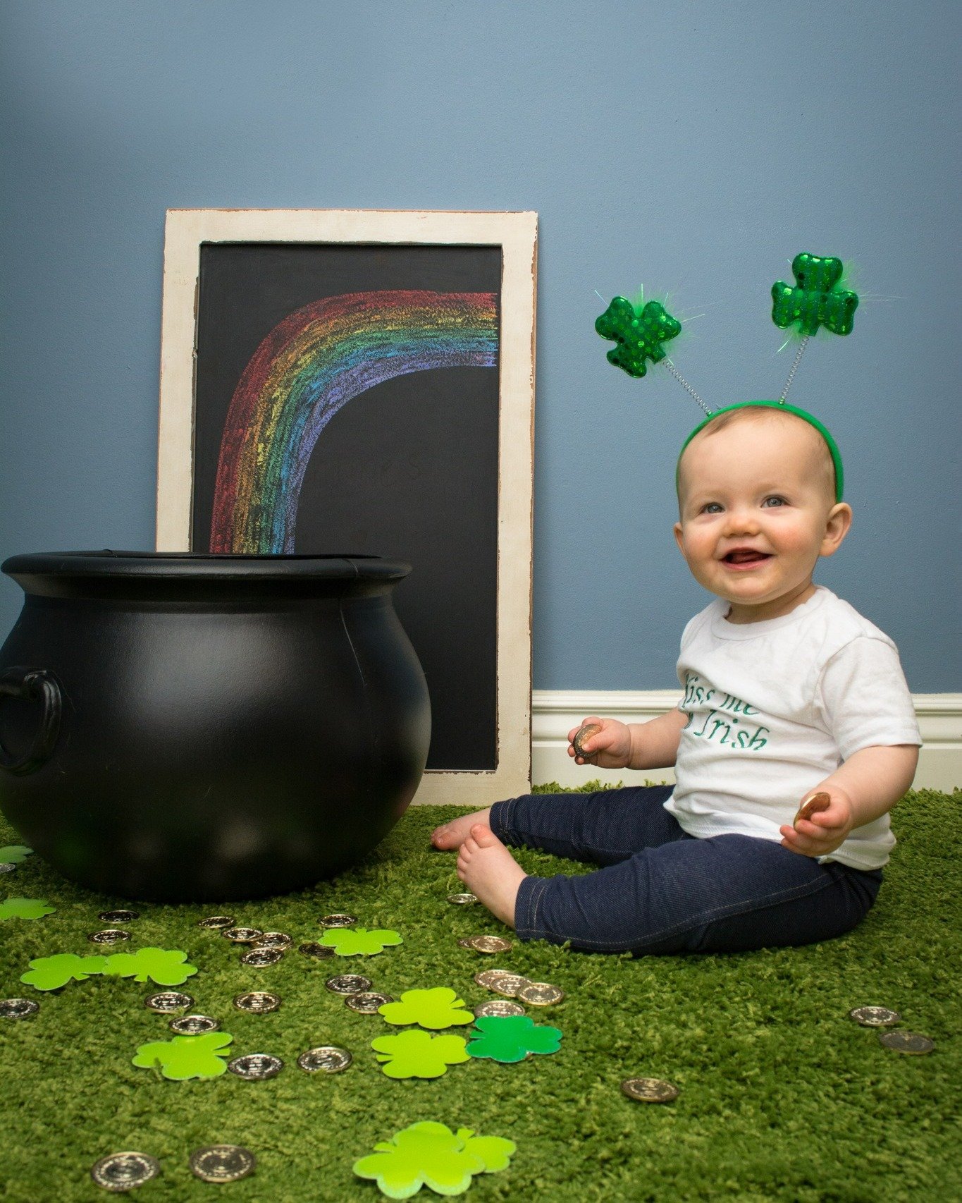 Lucky moments, golden memories ☘️📷 Happy St. Patrick's Day from Emily Kern Photography! 💚

Throwback to two of my favorite photos of Matti for her first St. Patrick's Day!

#EmilyKernPhotography #HappyStPatricksDay