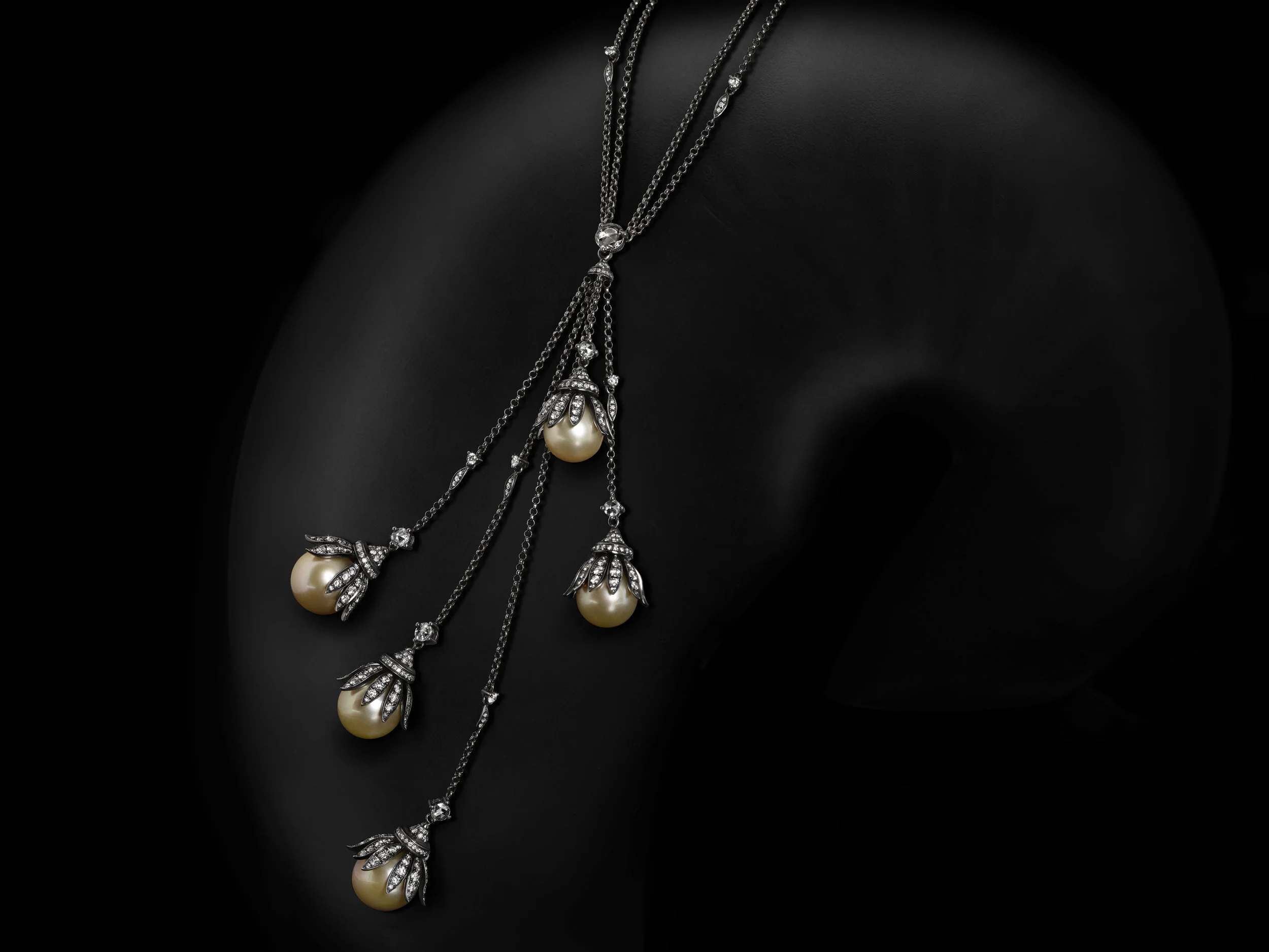 Annoushka - brandbook.jpg