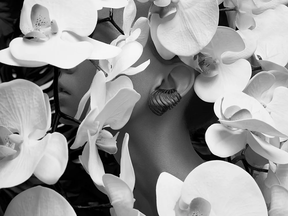 Lynn Ban0061 1-bw.jpg