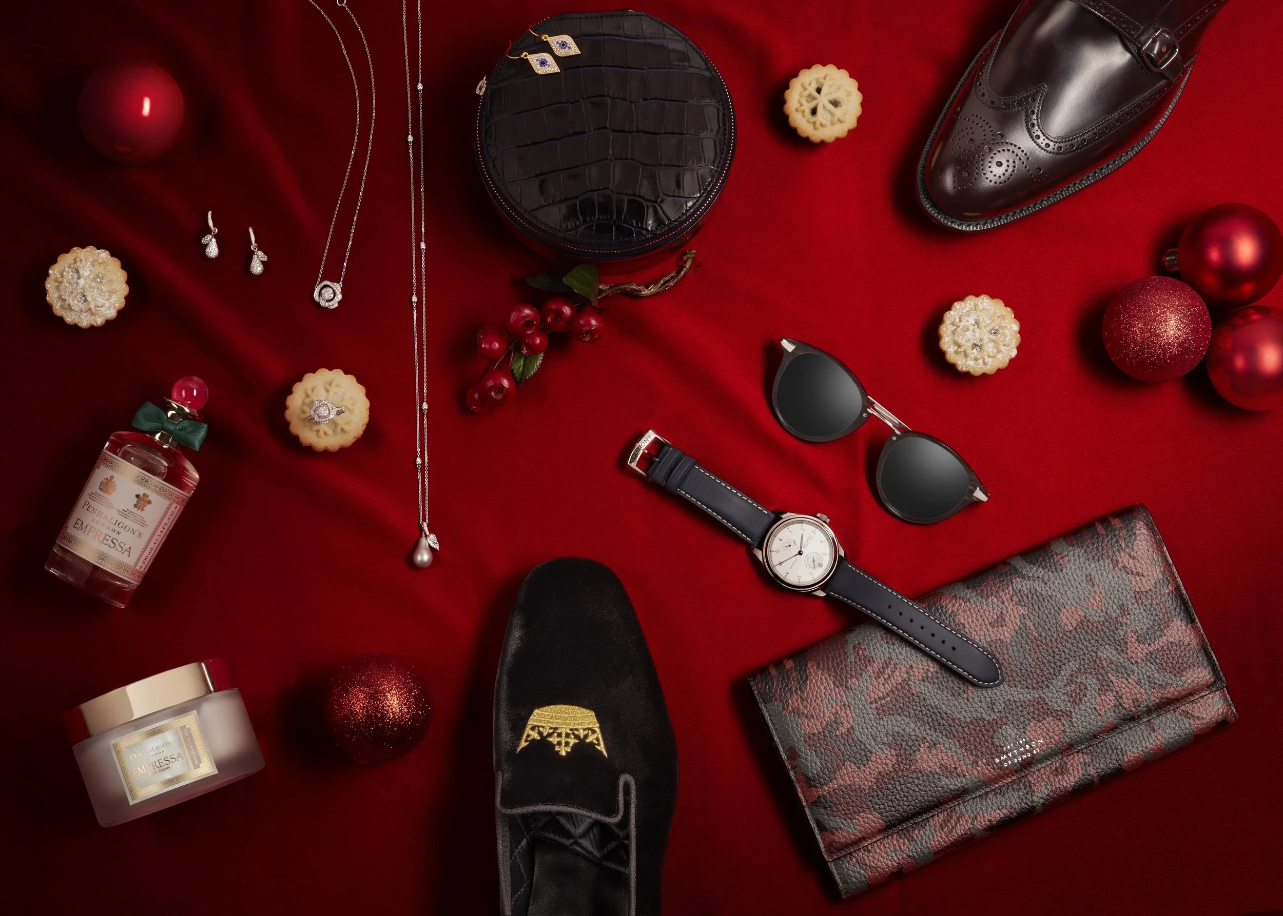 LuxuryLondon_Christmas_05_11_1221476_V5.jpg