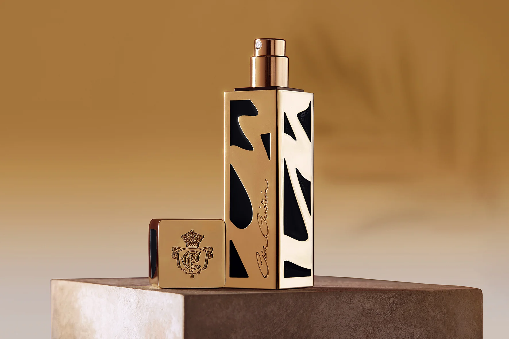 Clive Christian Perfumes_55440black1a.jpg