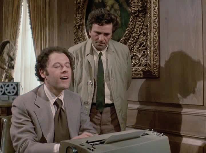 Columbo seems perplexed by typewriters