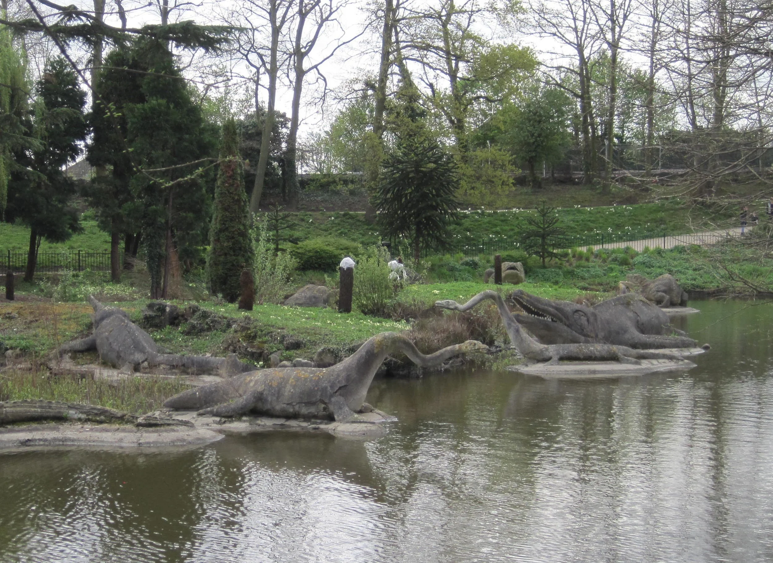  Check out the long wiggly necks on these lads. Later, paleontologists realised they’d put the head on the tail end. 