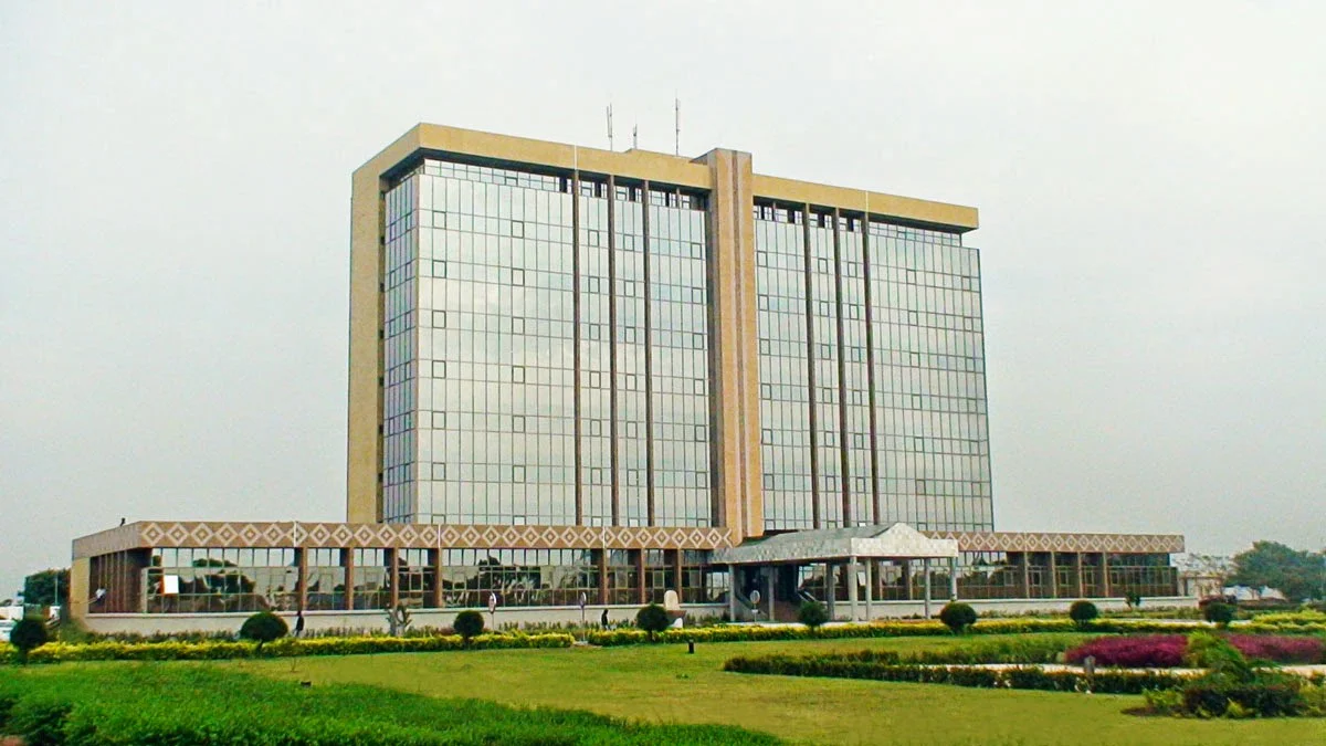 Khouri Group Green Technologies - TOGO Telecom Building.jpg