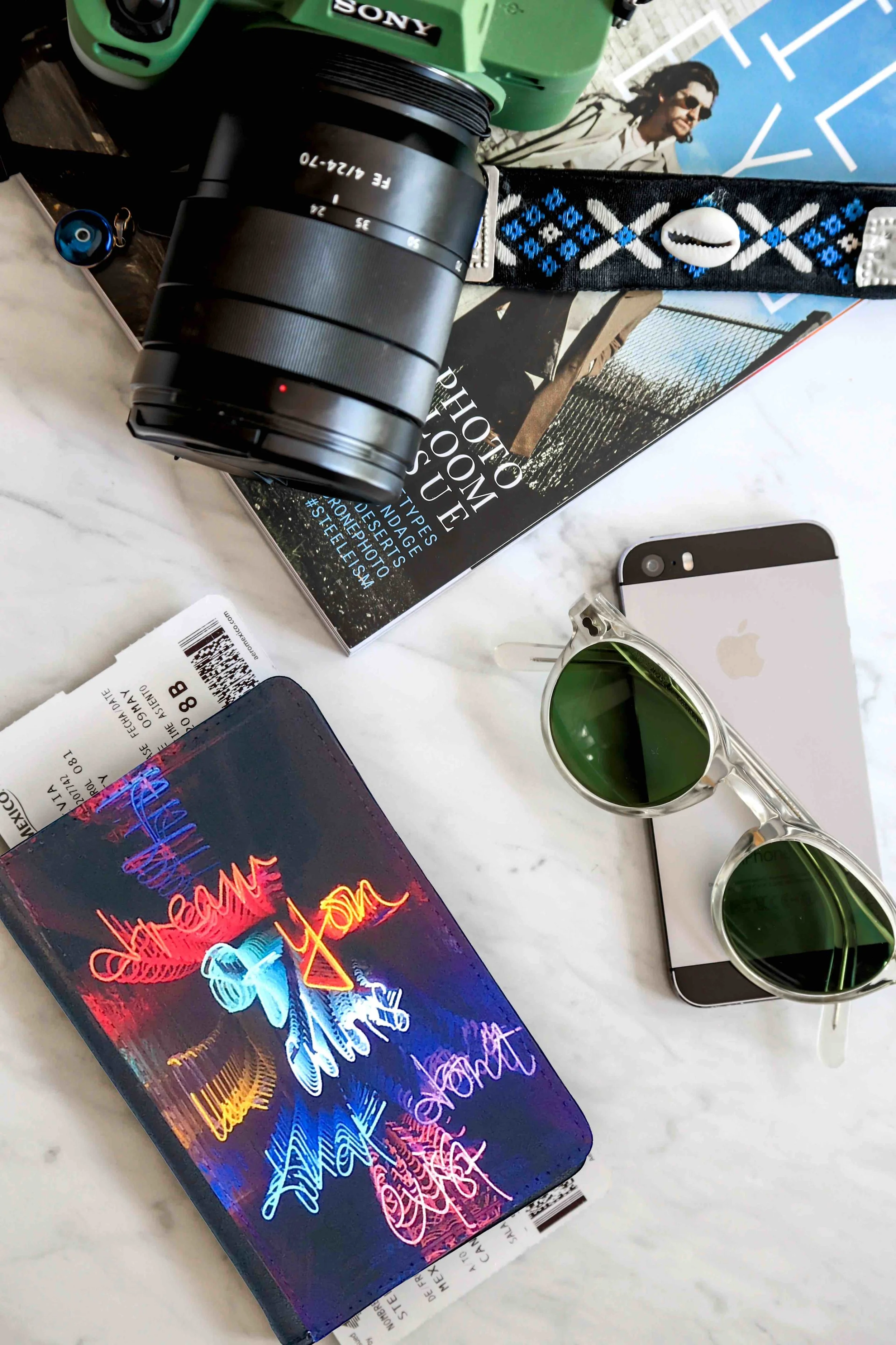 I DREAM OF YOU IN COLORS THAT DON'T EXIST (PASSPORT)