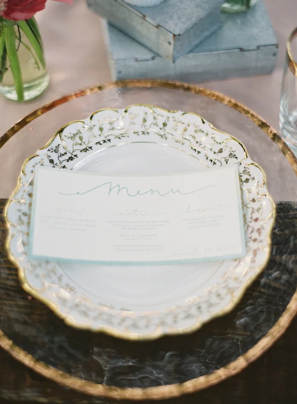 edisto-wedding-place-settings.jpg