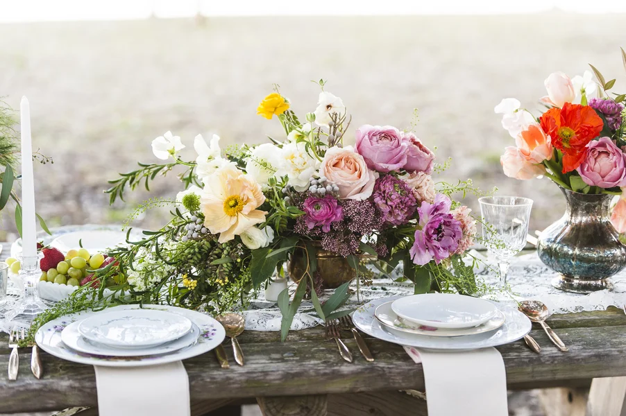 How To Use A Box To Deliver Flowers Like A Pro Colonial House of