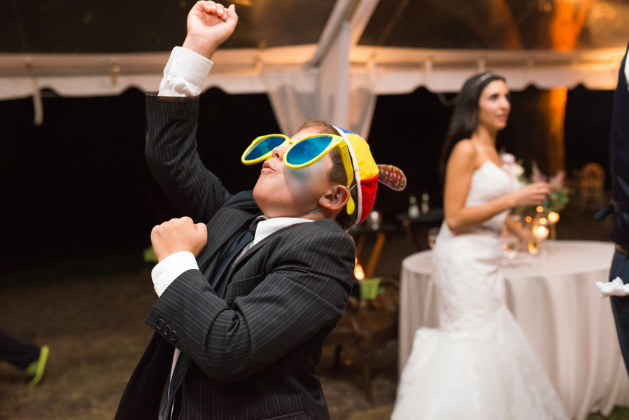 wedding guests dancing