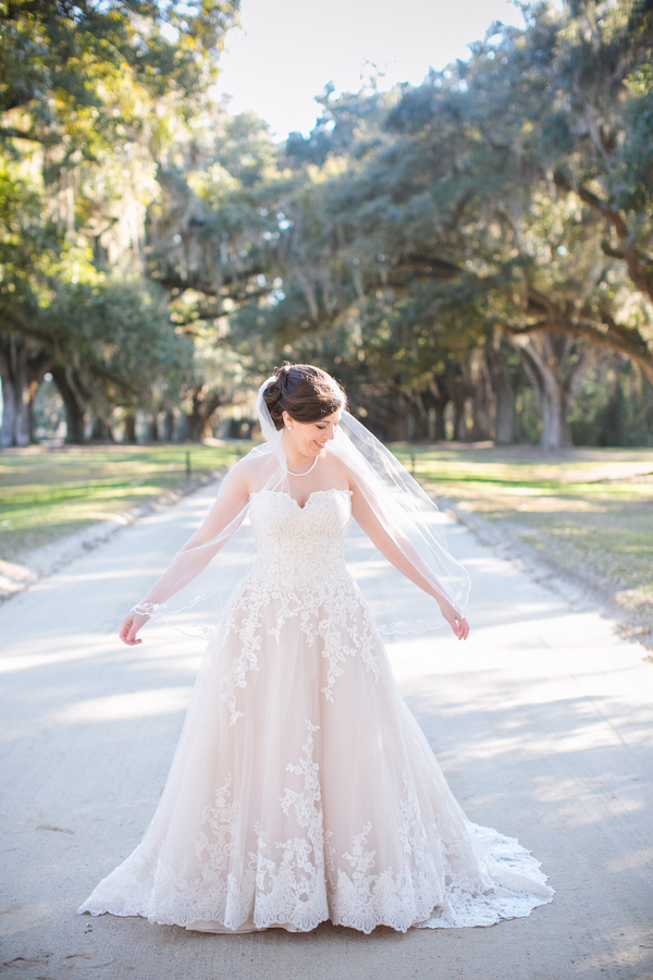 Boone Hall Bridal Portraits by Dana Cubbage Photography