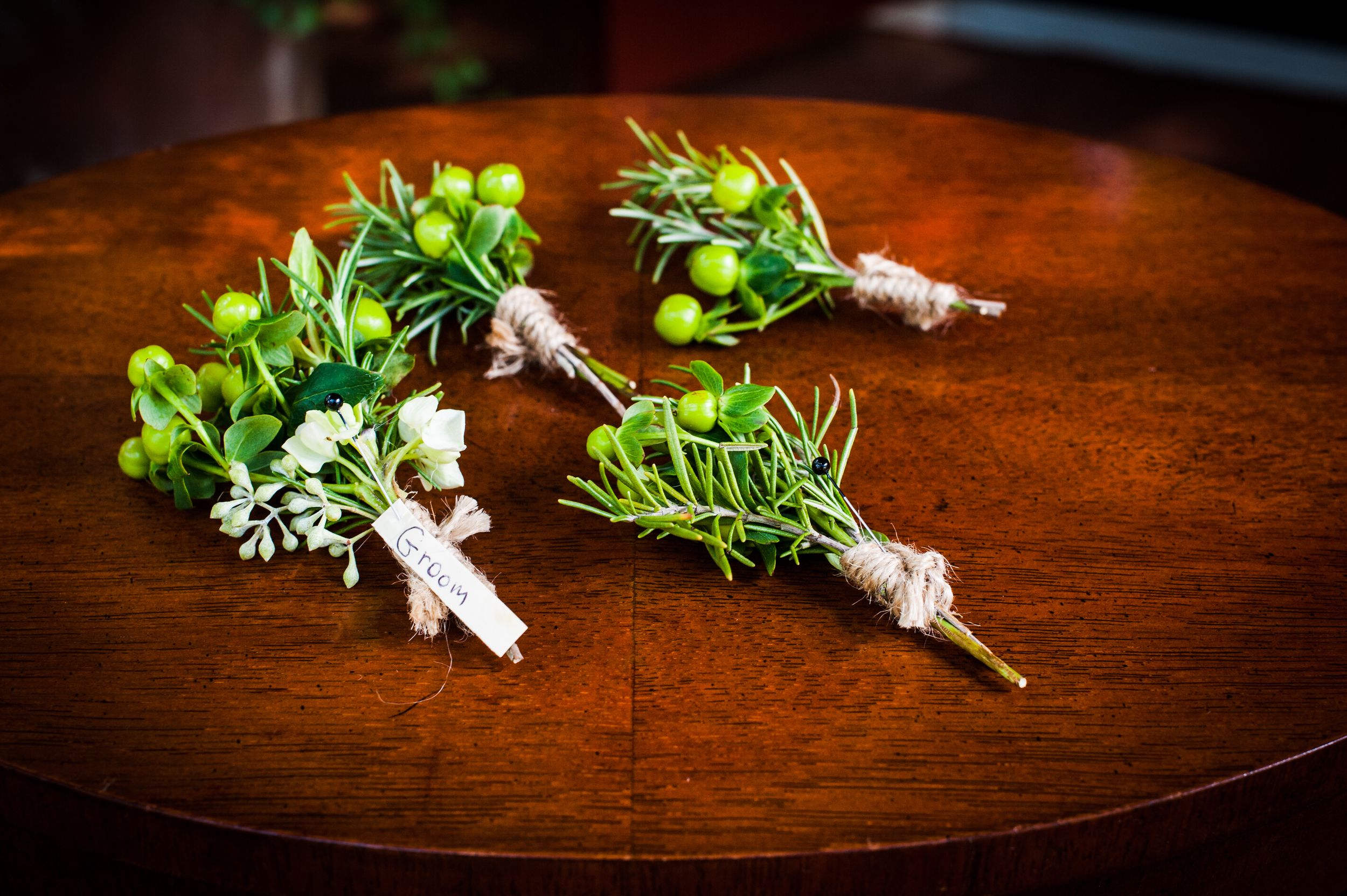 Lowcountry Wedding Boutonnieres