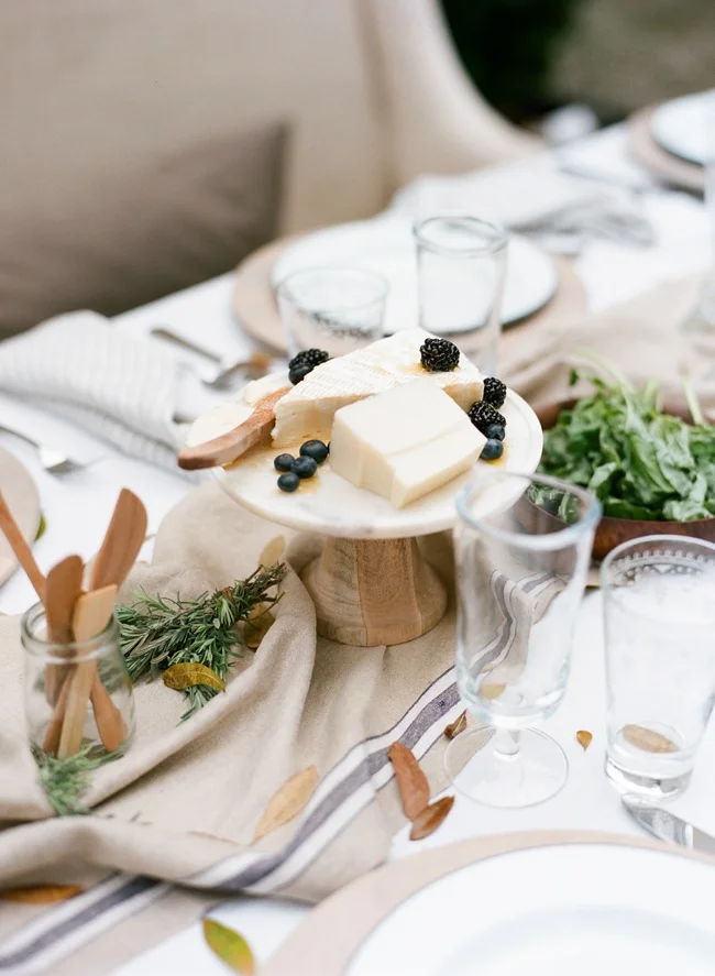 Charleston wedding styling at RiverOaks