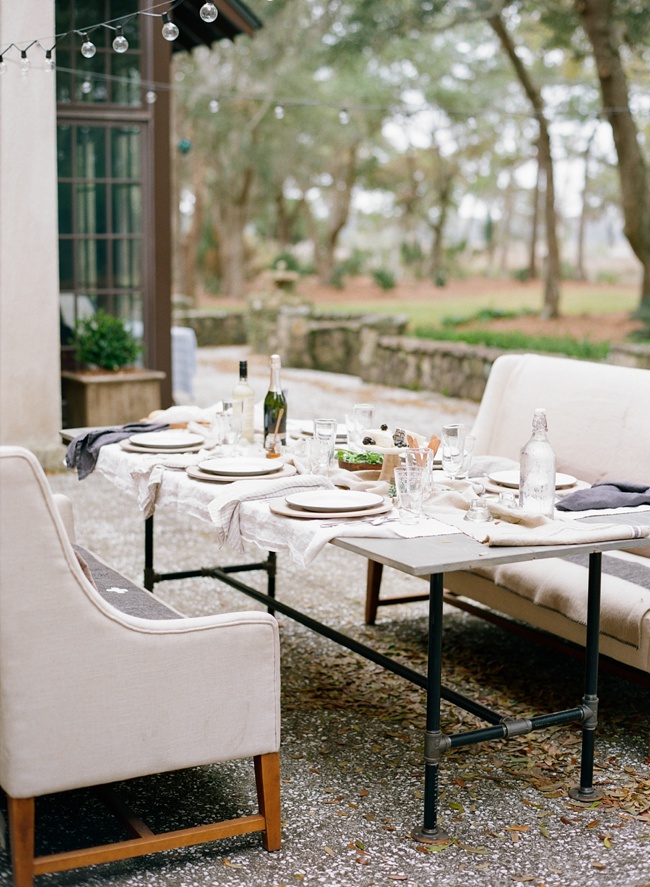 Lowcountry wedding styling at RiverOaks by Faith Teasley Photography