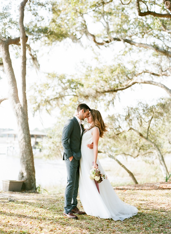 Lowcountry wedding styling at RiverOaks in Charleston, SC by Faith Teasley Photography