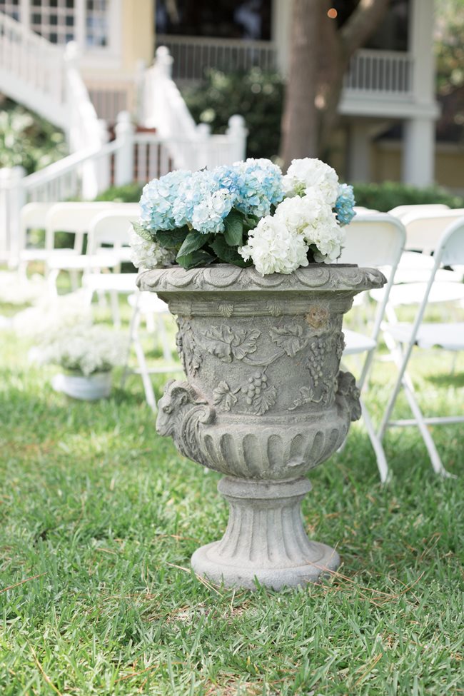 Blue Hydrangea centerpiece at Plantation Landing wedding