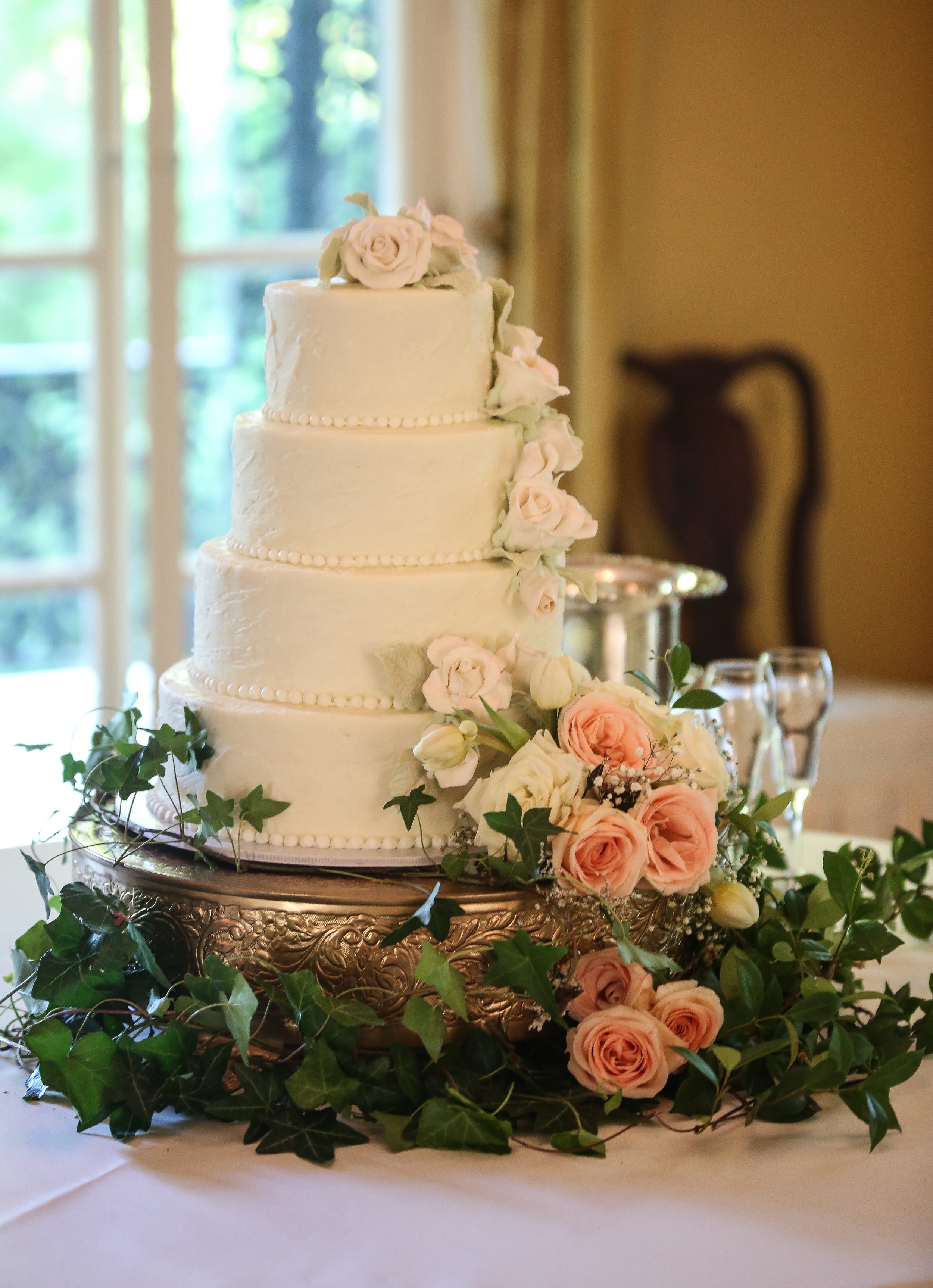 South Carolina Wedding cake in Columbia by Jolie Connor Photography
