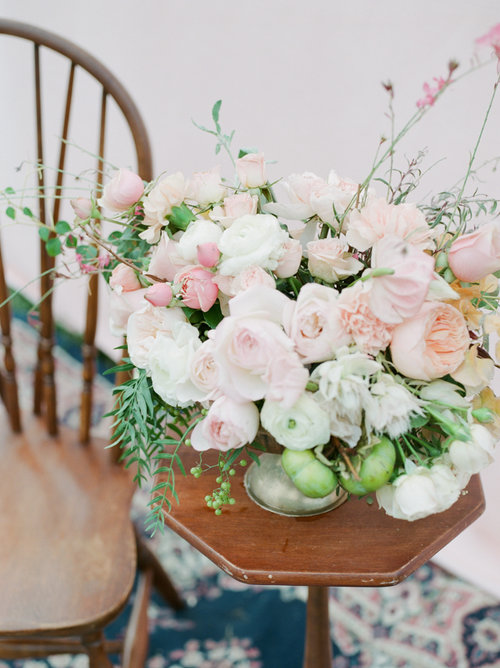 Savannah wedding centerpiece by Colonial House of Flowers