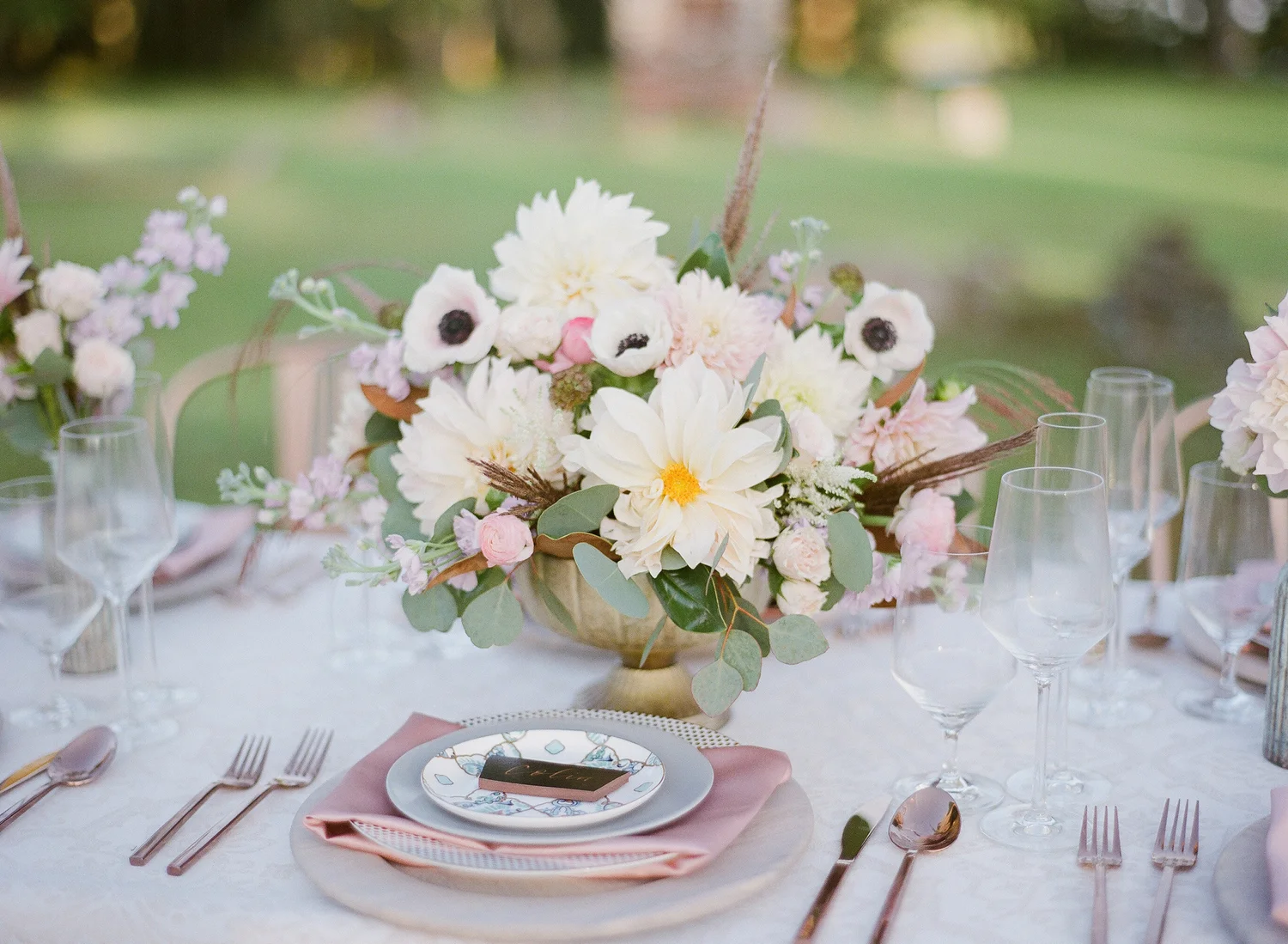 CHARLESTON WEDDING FLORISTS — A Lowcountry Wedding Blog & Magazine -  Charleston, Savannah, Hilton Head, Myrtle Beach