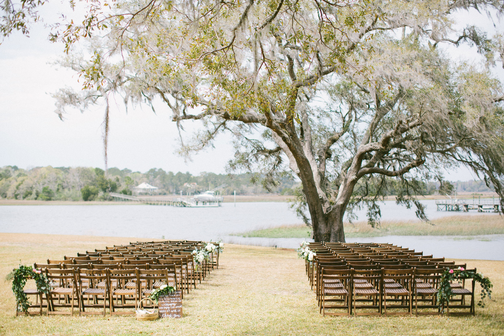 oak-point-plantation-wedding-11(1).jpg