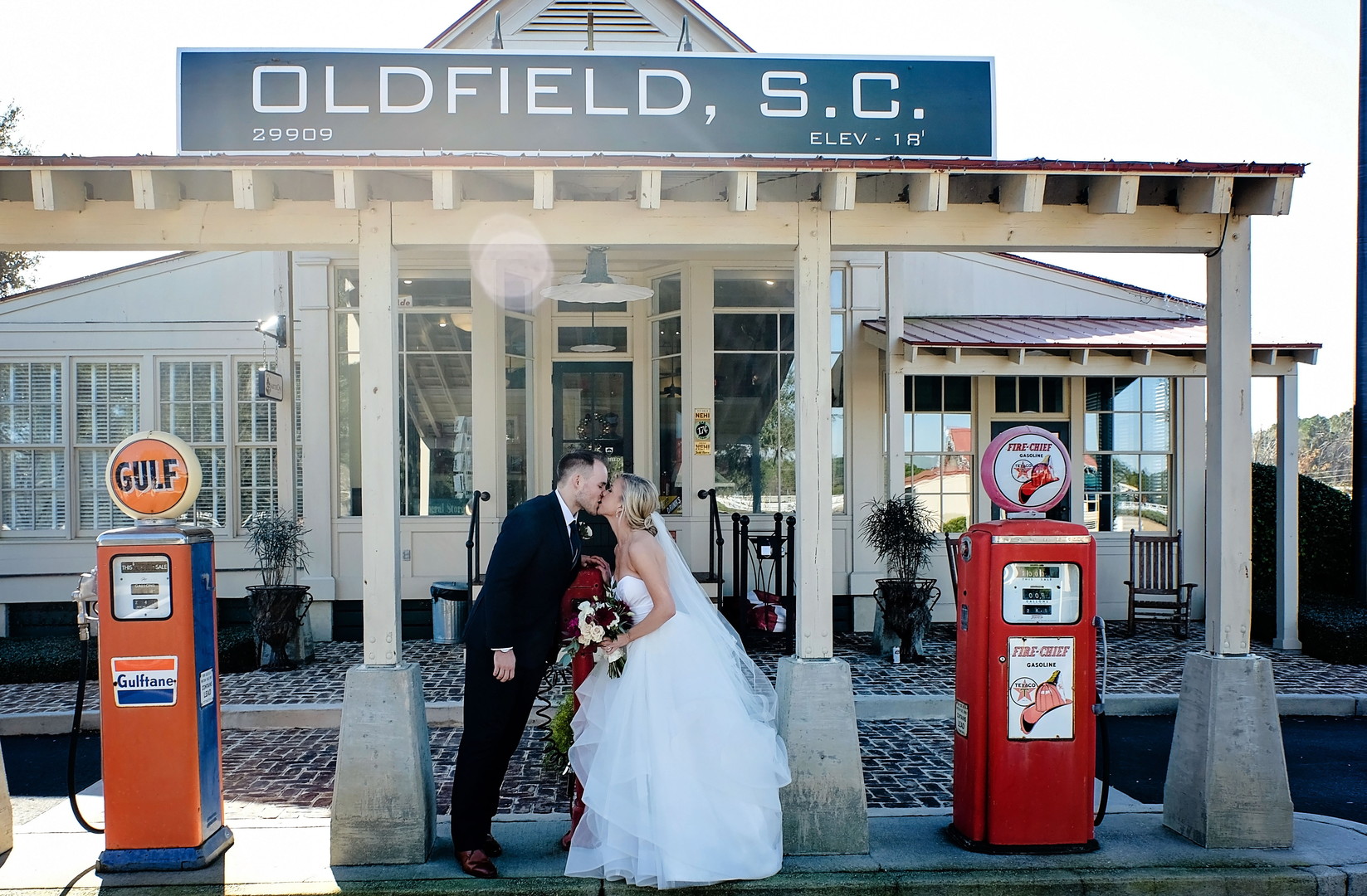 oldfield-club-wedding-20.jpg
