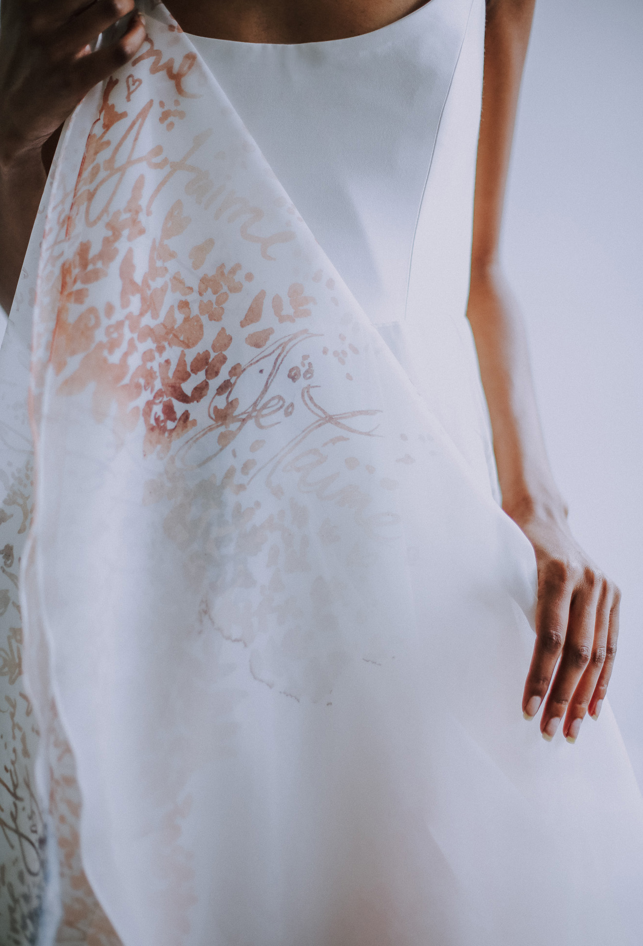 leanne-marshall-wedding-gown-8.jpg