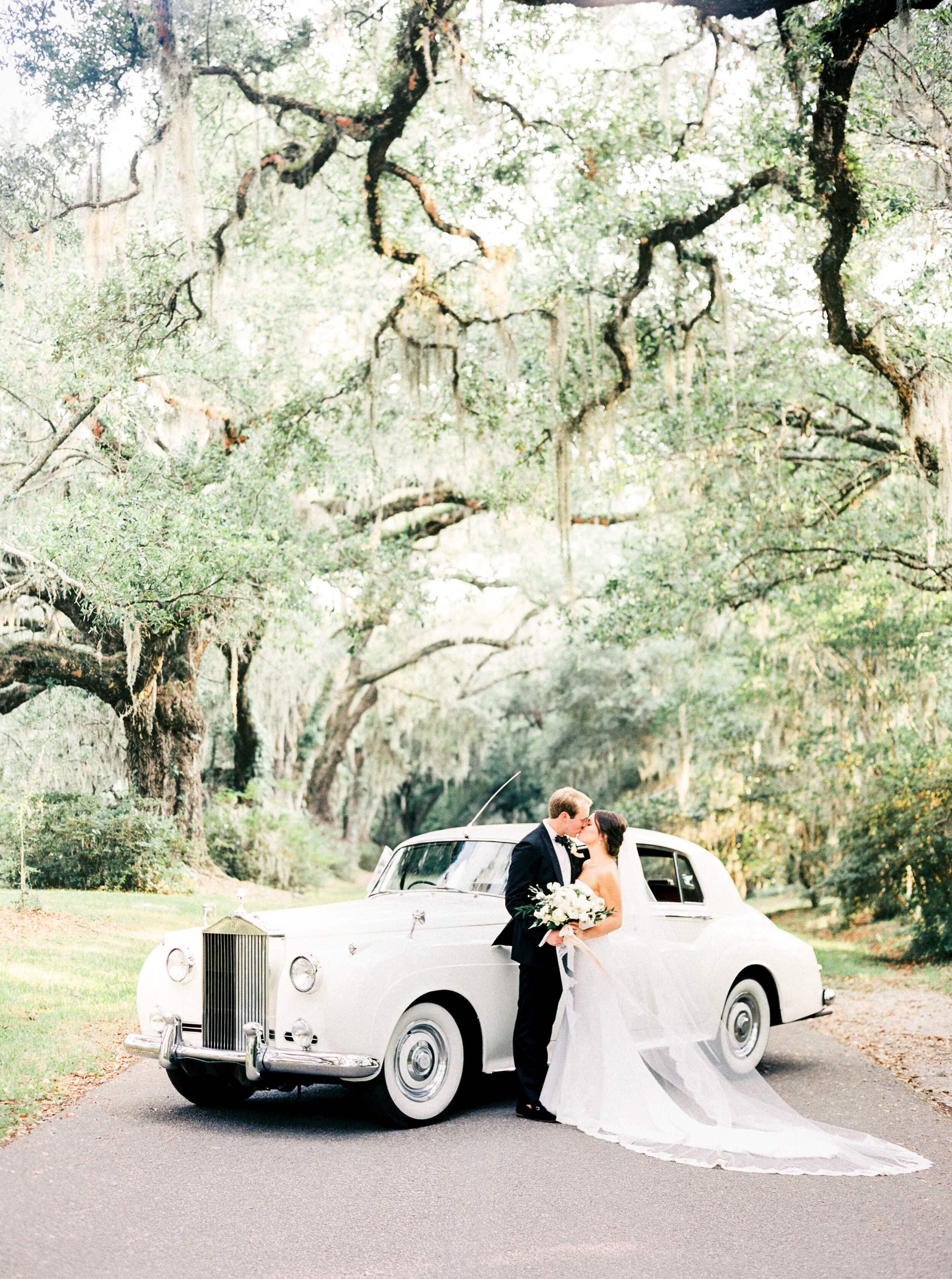 Meet The Vendors - Ava Moore Photography, Charleston Wedding Photographer —  A Lowcountry Wedding Blog & Magazine - Charleston, Savannah, Hilton Head,  Myrtle Beach