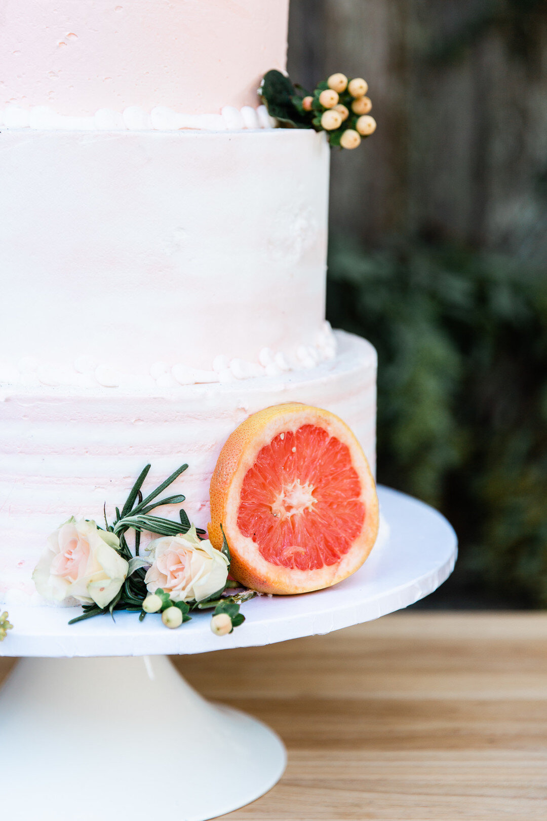 Citrus-Themed Wedding Inspiration at Boone Hall Plantation — A ...
