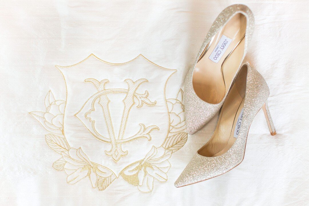 Gold Wedding details