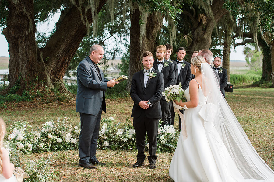 fripp-plantation-agapae-oaks-wedding-135.jpg