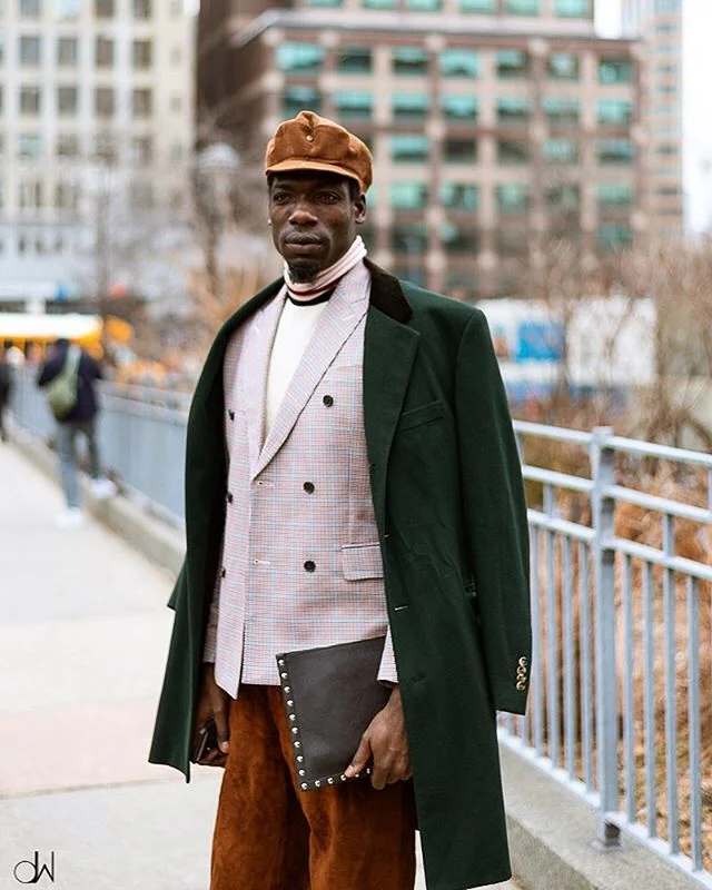 &copy;️David White Imagery
Dandy Street Style
.
.
.
.
#zimmermann #nyfwstreetstyle #africanstyle #dandy #africanart #fw19 #newyorkfashionweek #nyfw #streetstyle #streetphotography #streetfashion #portraitphotographer #portraiture #blogger #fashionblo