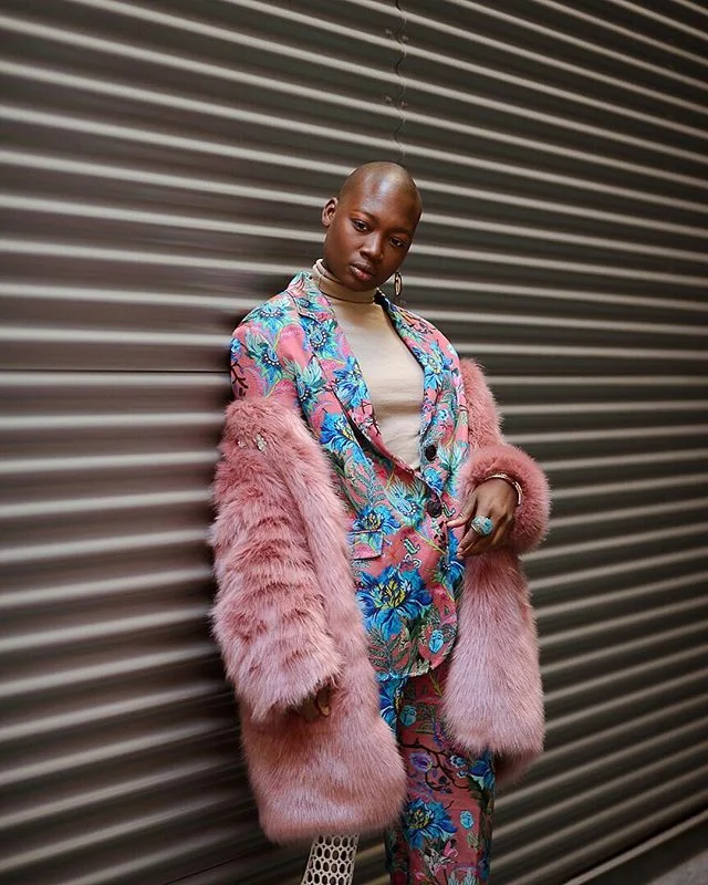 David White Imagery
@mamacaxx
.
.
.
.
#melaninpoppin #africanart #costumedesigner #baldgirls #fashiondesigner #fashionable #naturalhair #fashionblog #currentlywearing #fashiondiaries #fashiondesign #fashionstyle #fashiondaily #fashiongram #todaysoutf