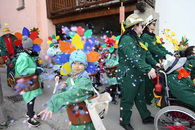 Fasnacht-Stiftung-Scalottas-Scharans_01.jpg