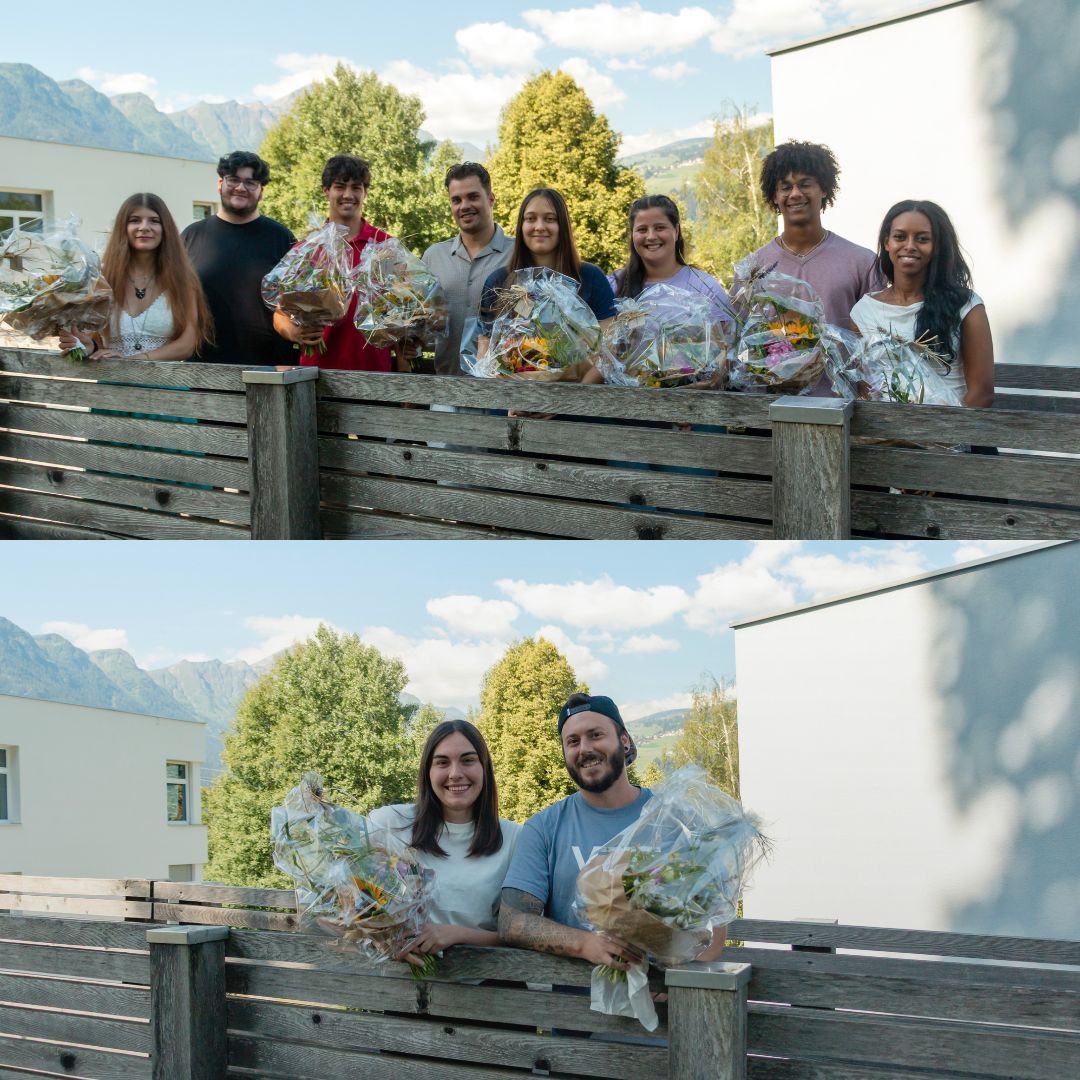 Herzliche Gratulation an unsere 10 Absolventinnen und Absolventen! 🙌 
Ihr habt in den letzten Monaten und Jahren viel Zeit, Energie und Herzblut in eure Ausbildung investiert &ndash; und d&uuml;rft nun euren erfolgreichen Abschluss feiern!

Wir freu