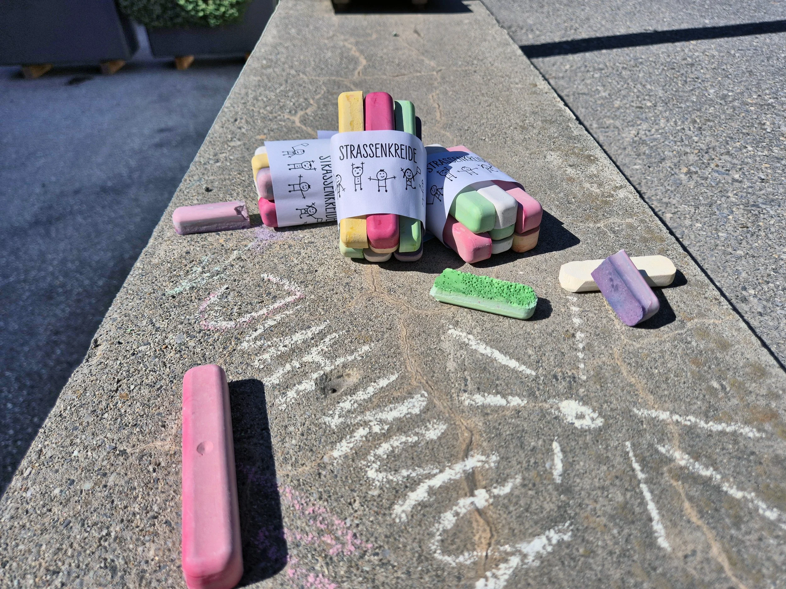 Strassenkreide.jpg
