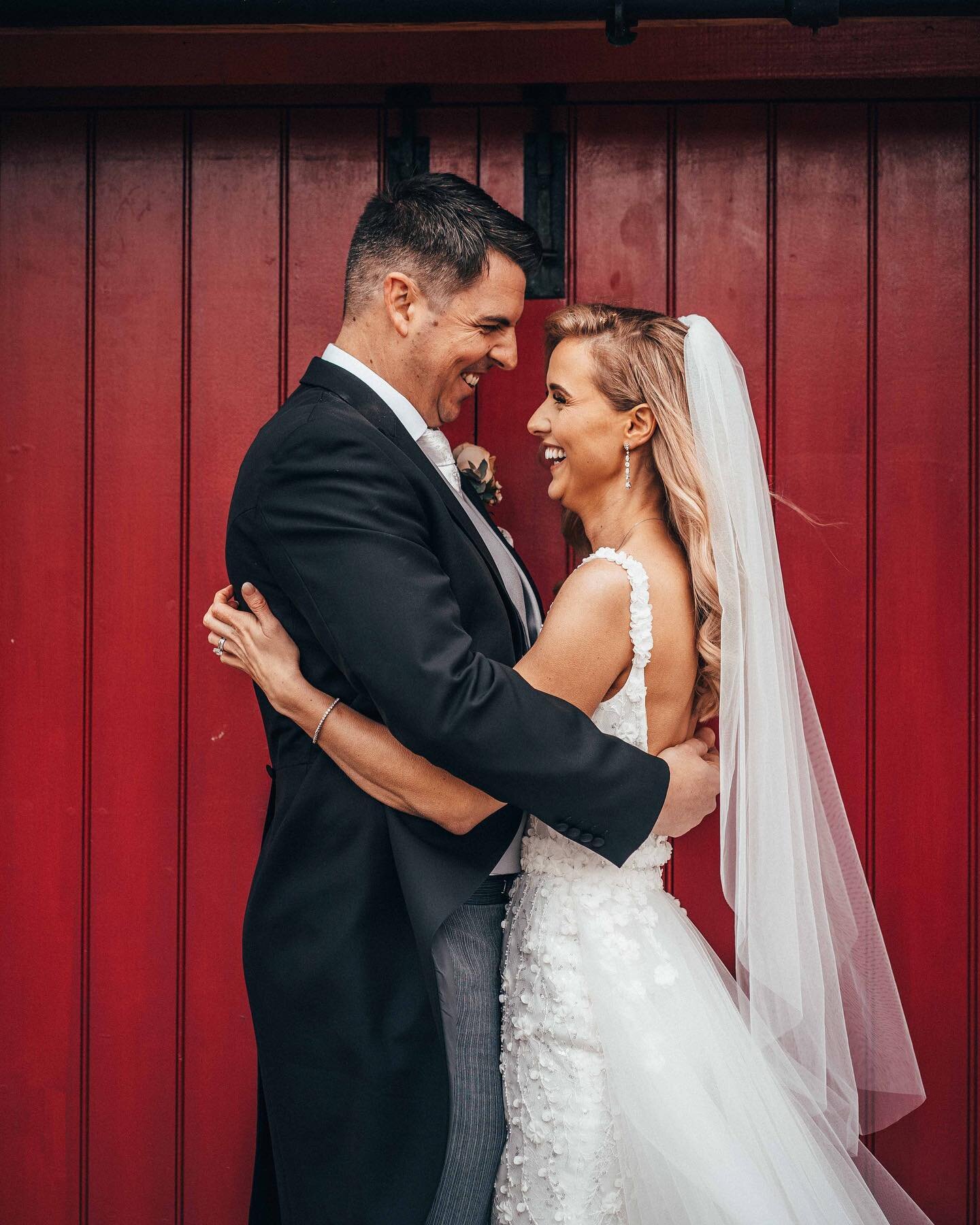 First big wedding of the year. Sioned &amp; Shon, married in Pontrhydfendigaid Chapel and then down to Aberystwyth Park Lodge Hotel for the stunning reception. 

A huge thank you to you both for having me capture your wedding day. More photos to come