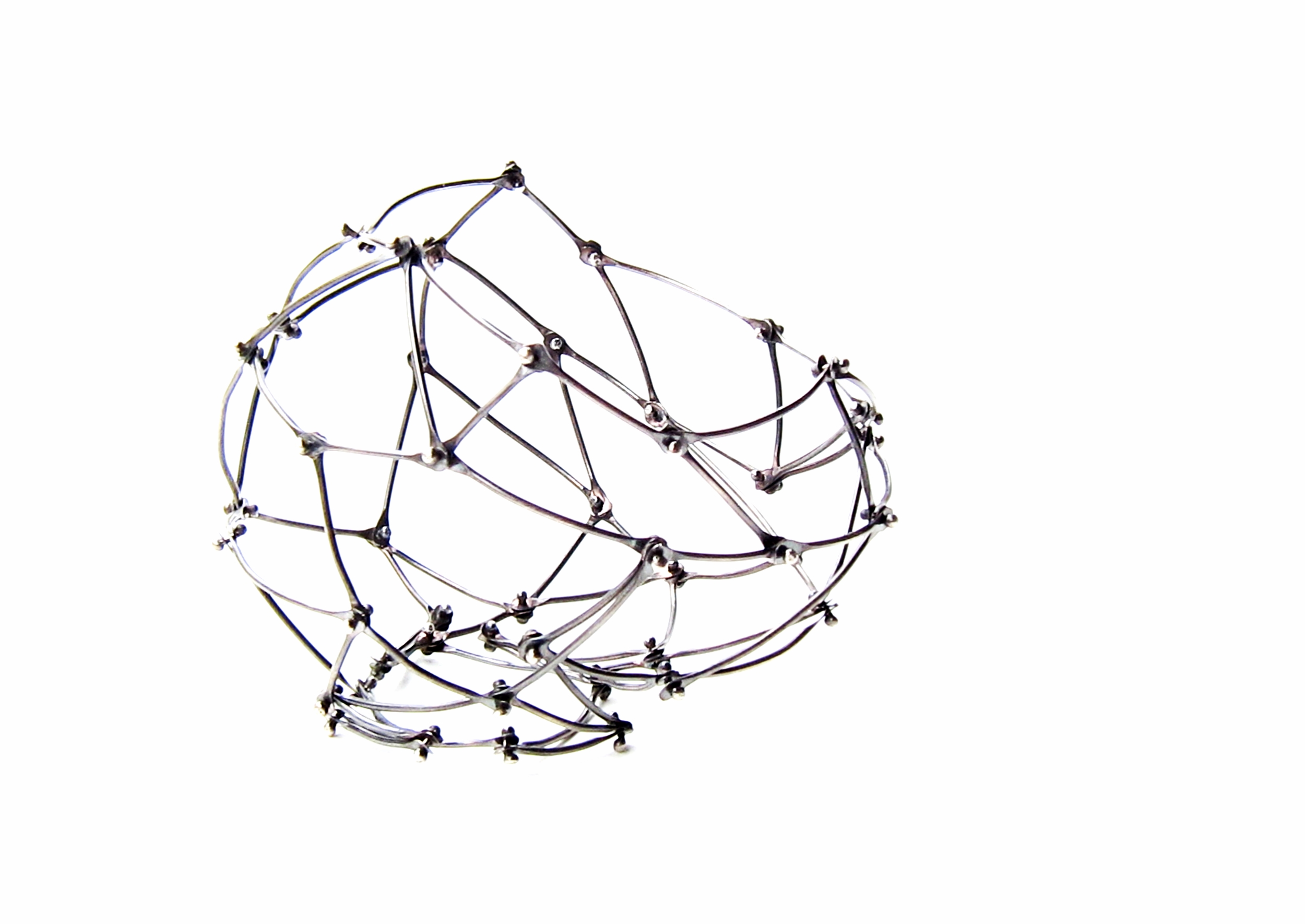 Random Geometric Bracelet