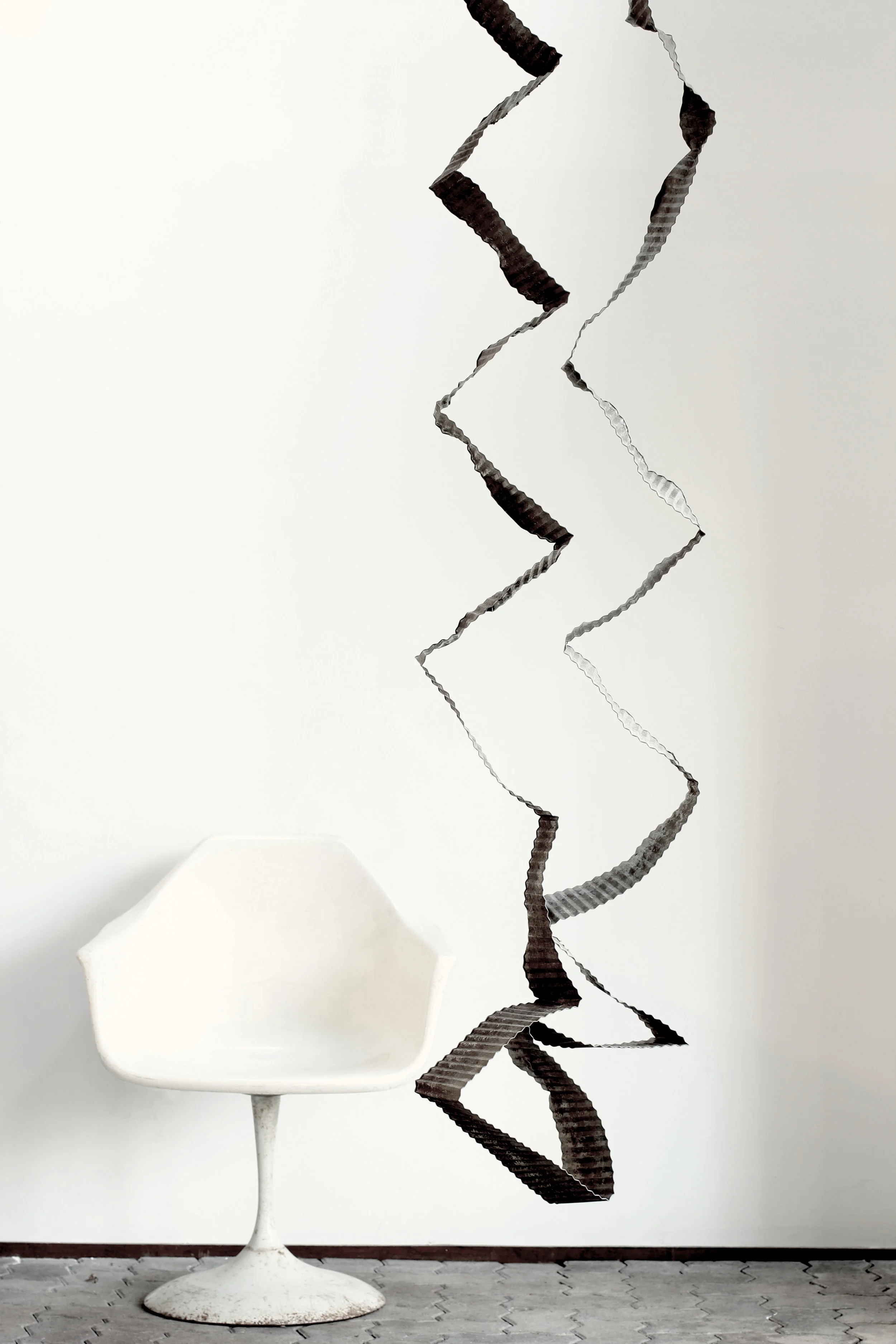 Hanging Zig Zag
