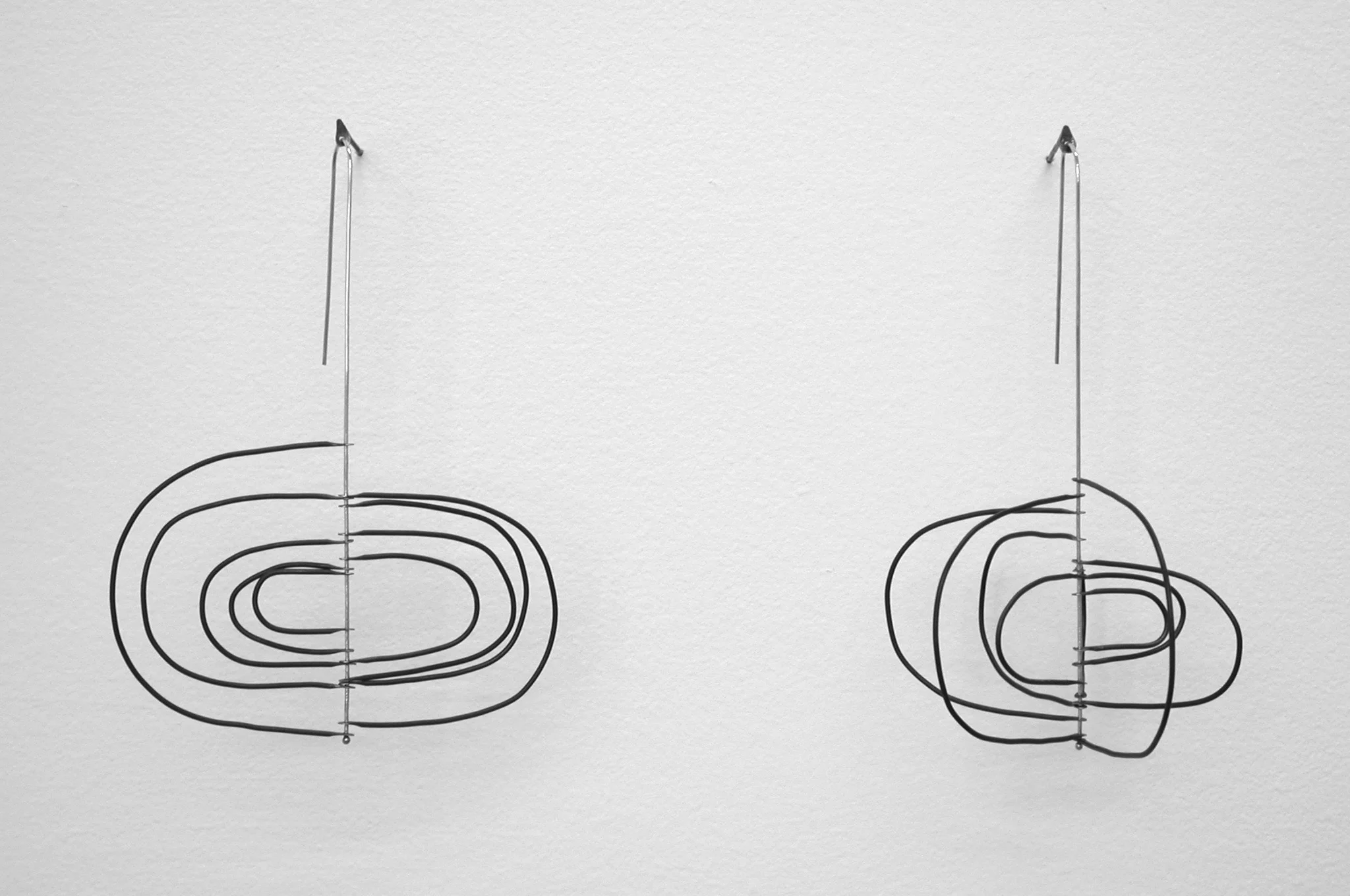 Oval on Axis earrings