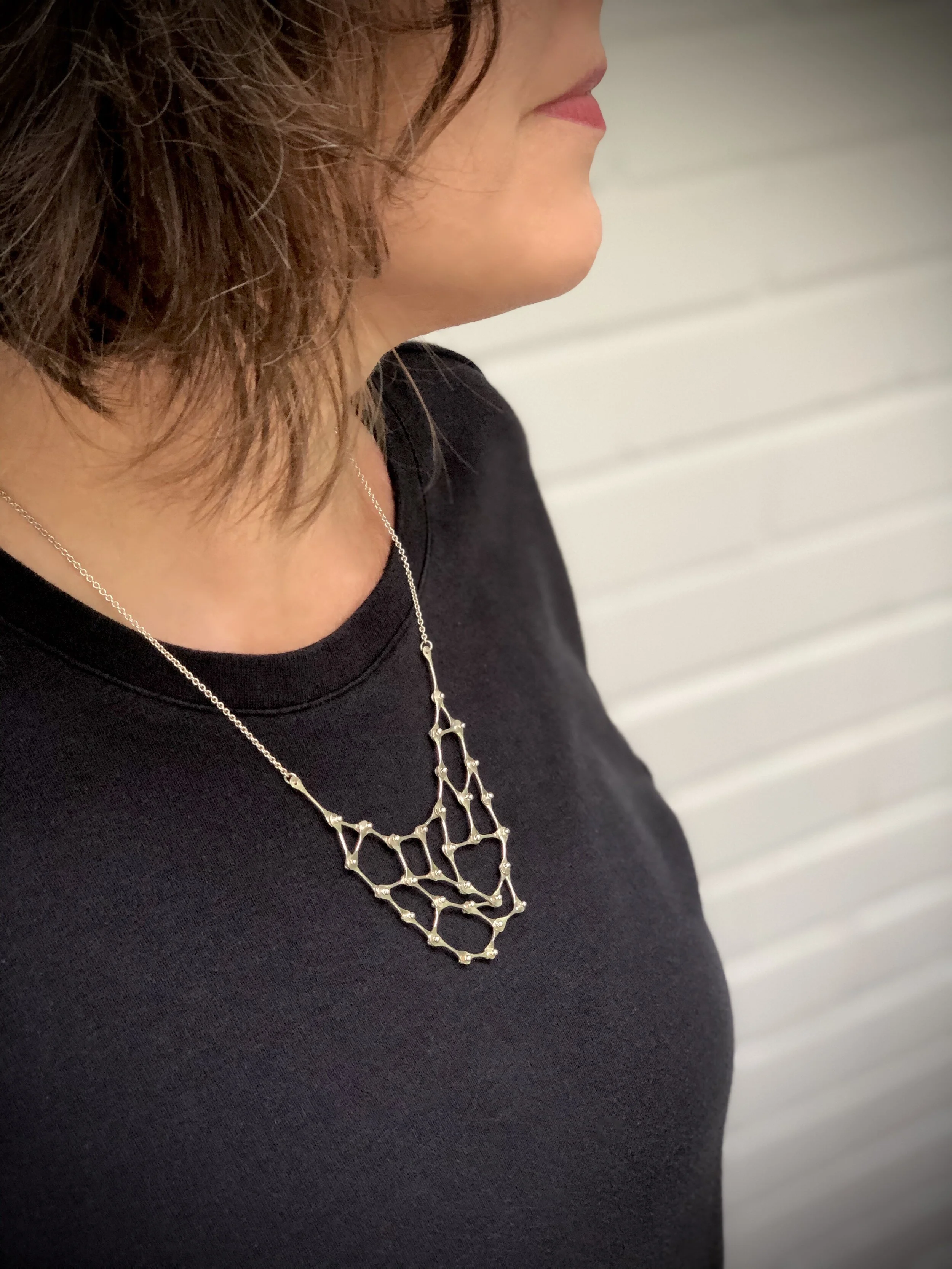 KB-4 Mesh Lace Pendant Bright ON.JPG