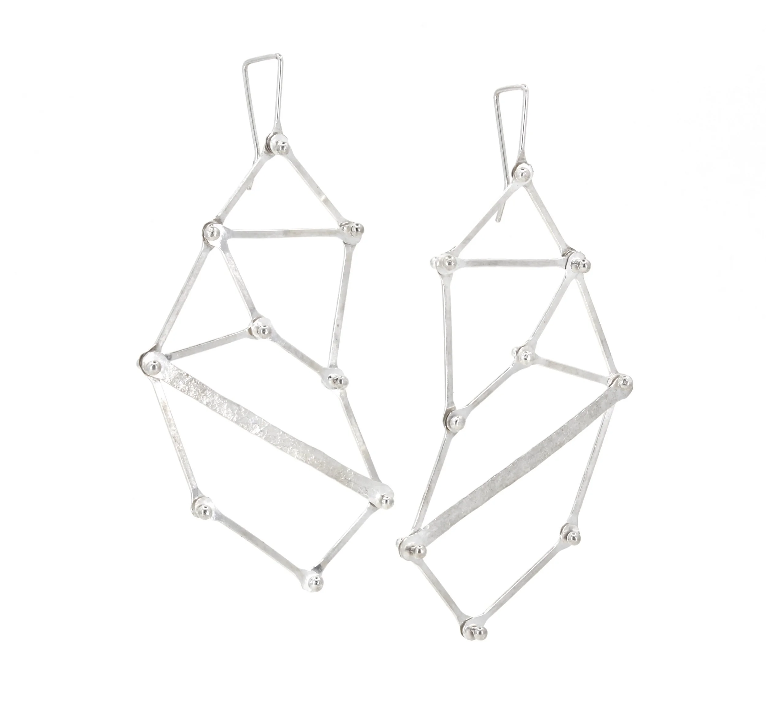 11EFBDF0-92B2-410B-B6E0-30898309F179