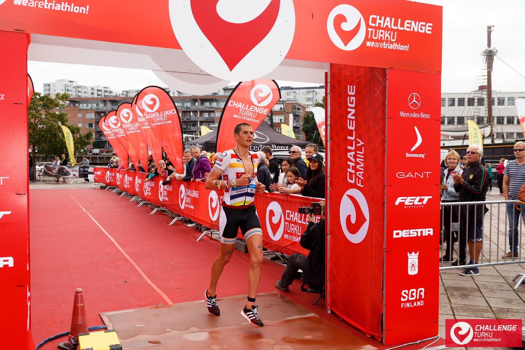 Justin finishing 5th at Challenge Turku