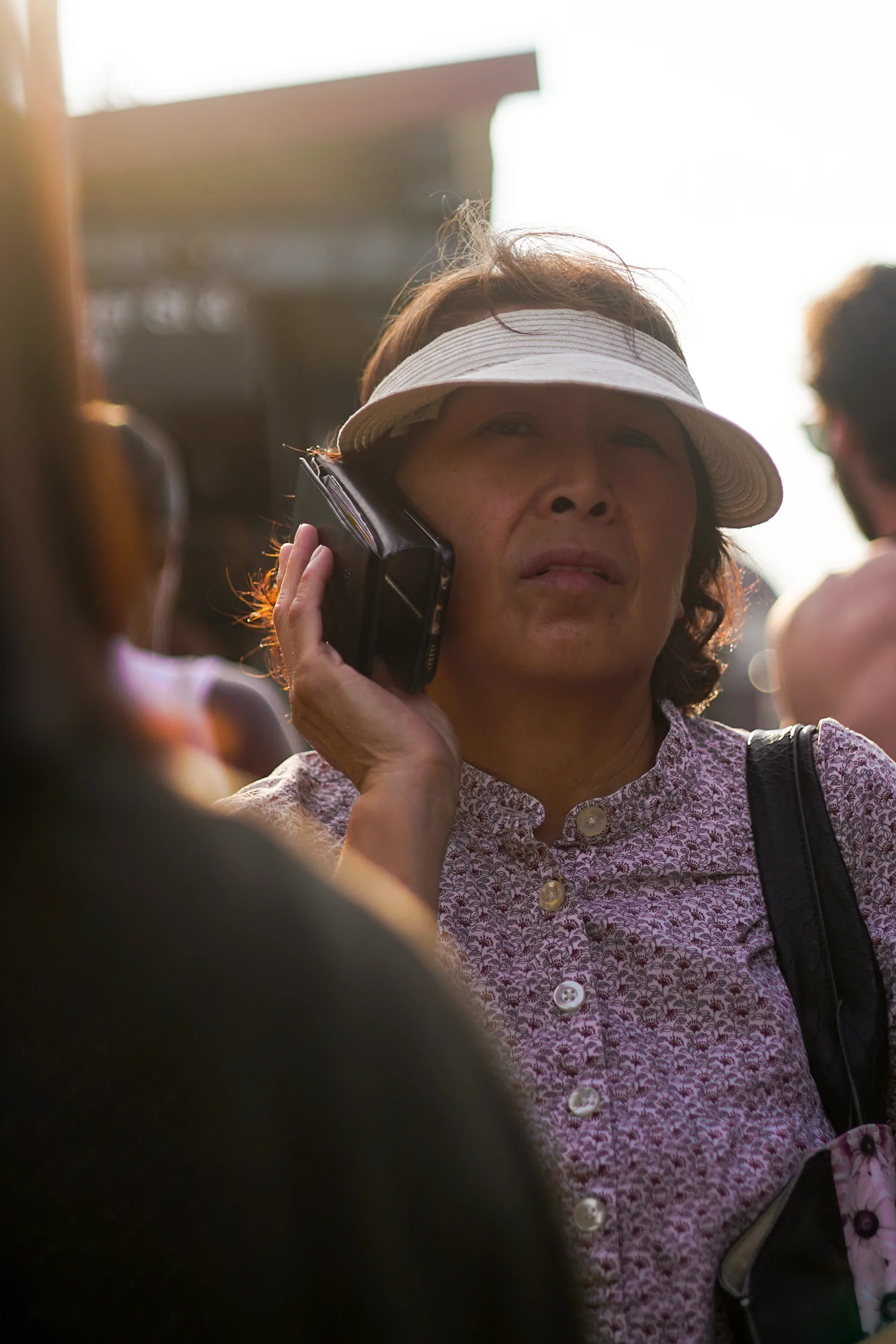 新手机,这是谁。(New Phone Who Dis?), NYC, 2016