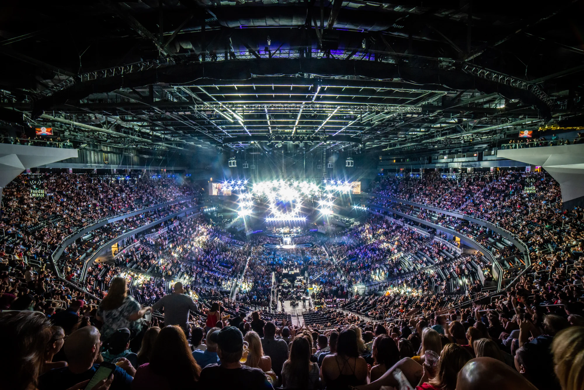 2018 iheart radio lr - sam aiken -22.jpg