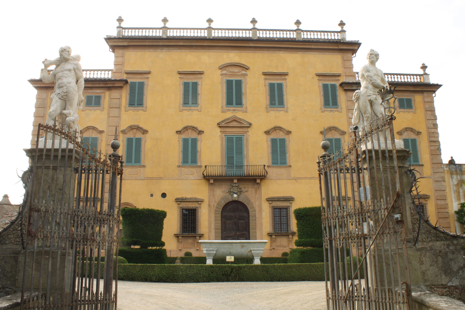 villa1.jpg