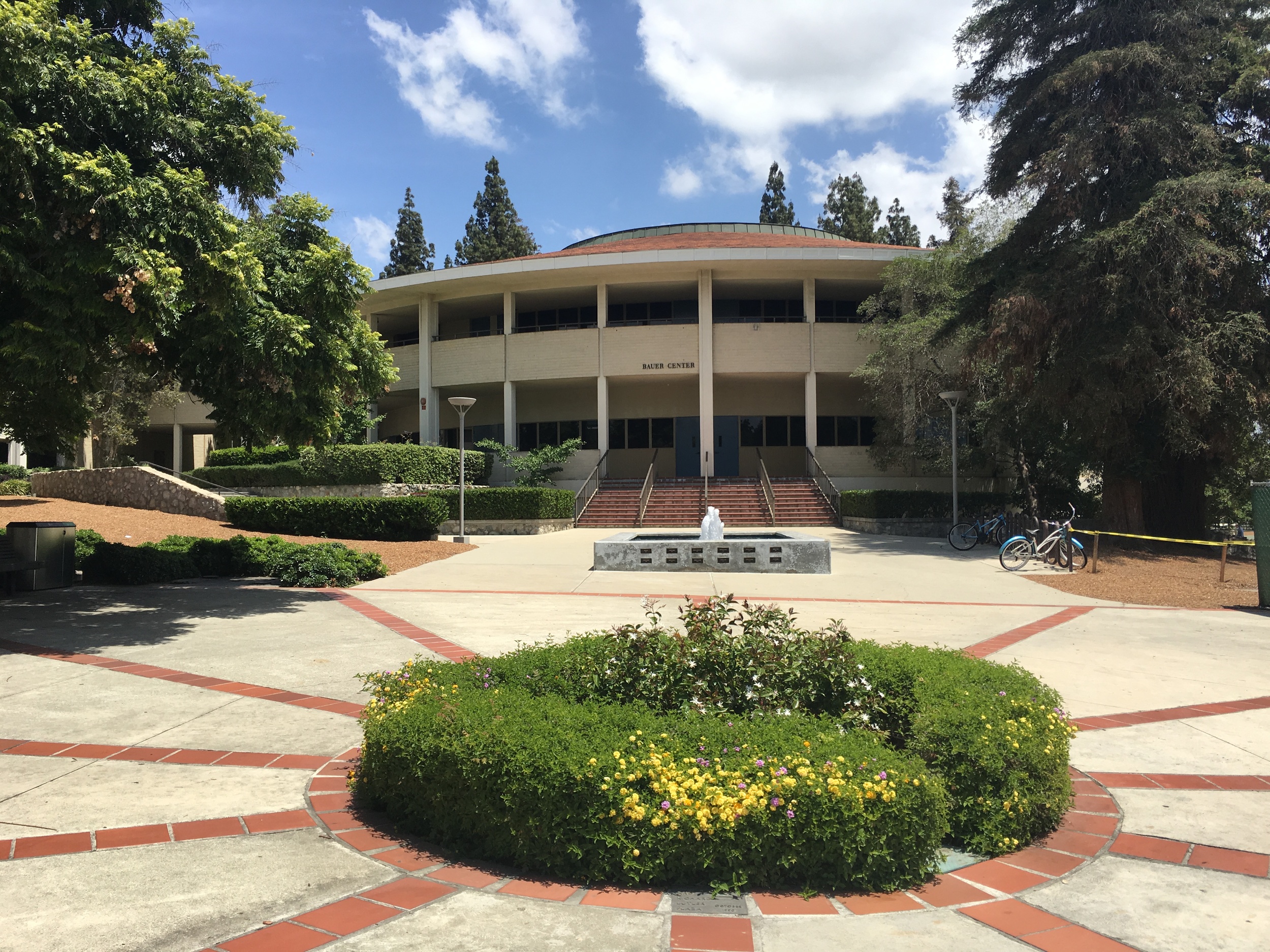 claremont mckenna group tours