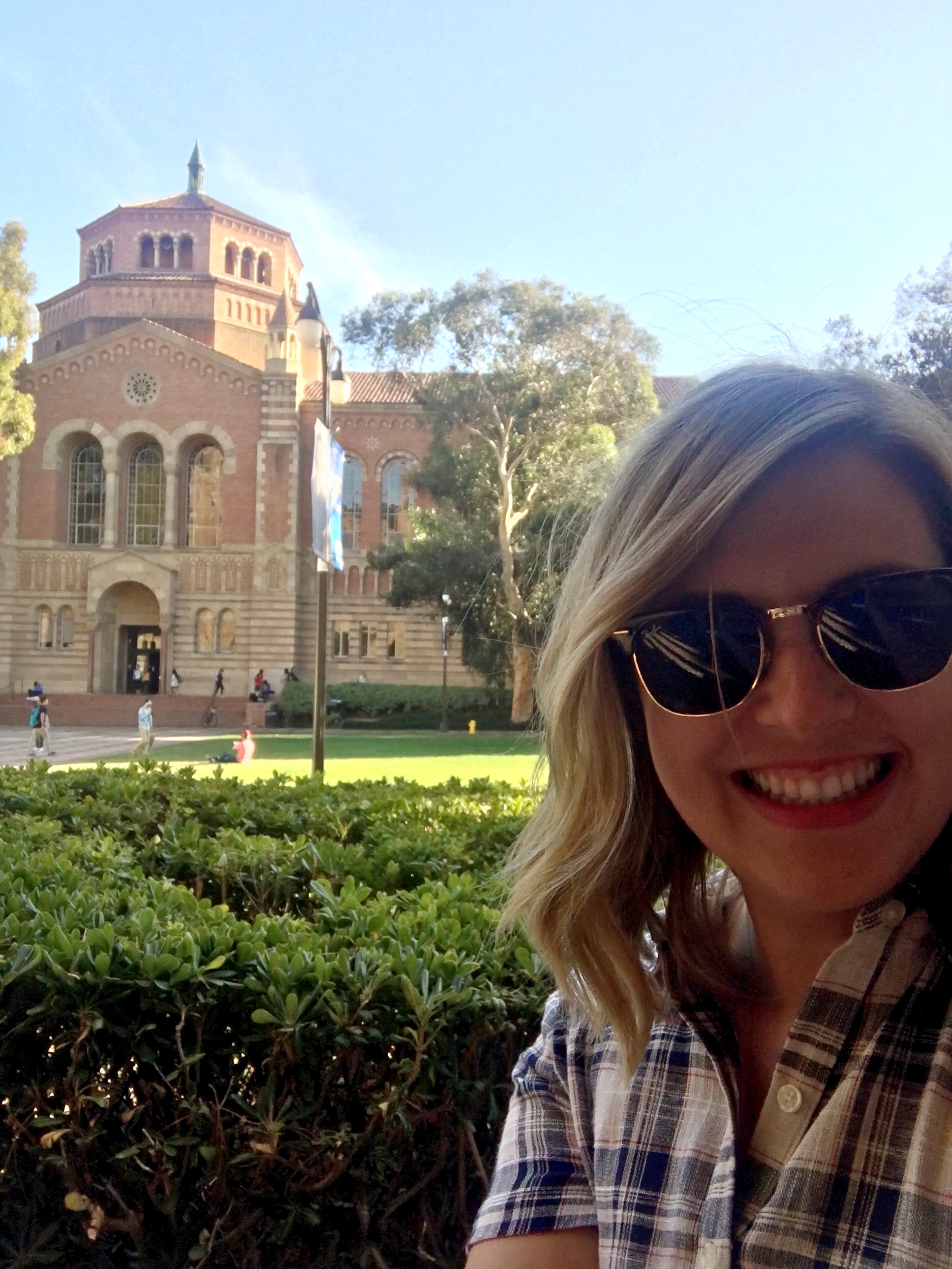 Kim in front of Powell Library