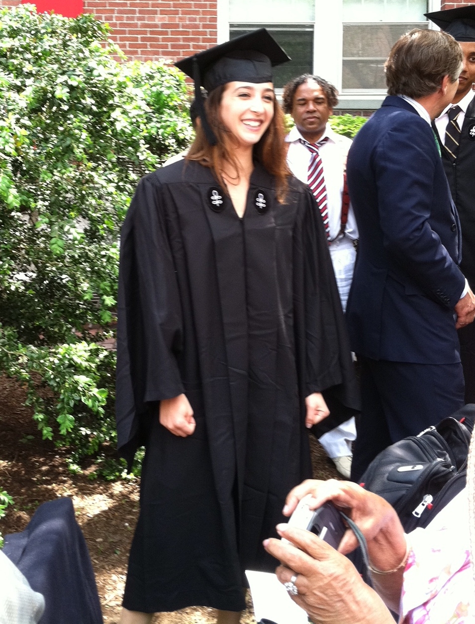 Flashback to graduation day for our Co-Founder & COO, Lindsay ! The typical Harvard student.