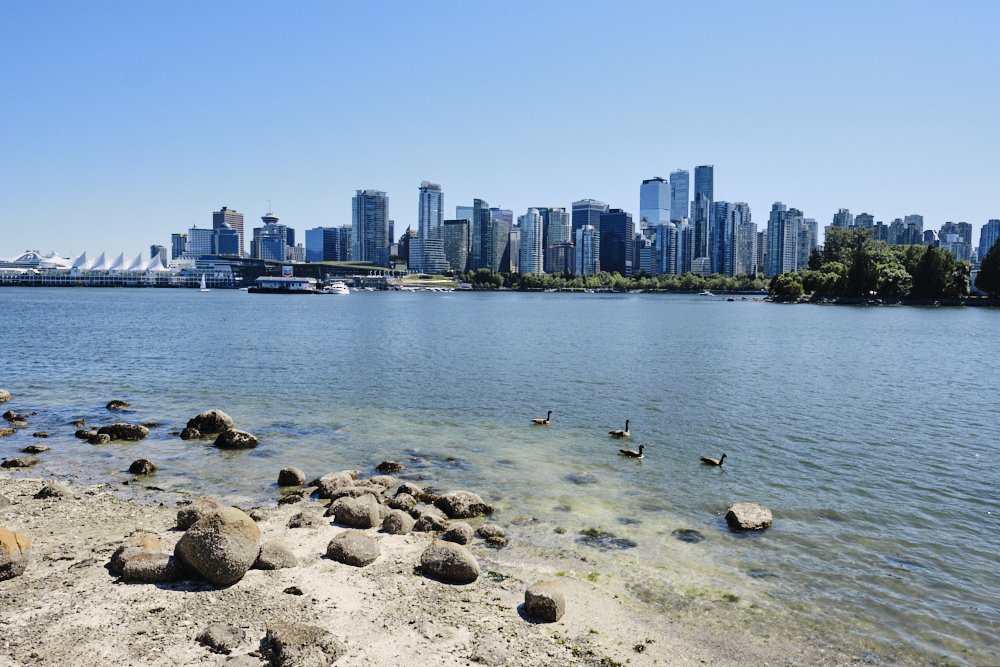 stanley park seawall vancouver canada