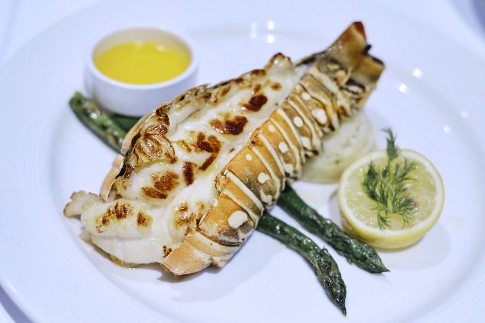 alaska disney cruise tritons dinner